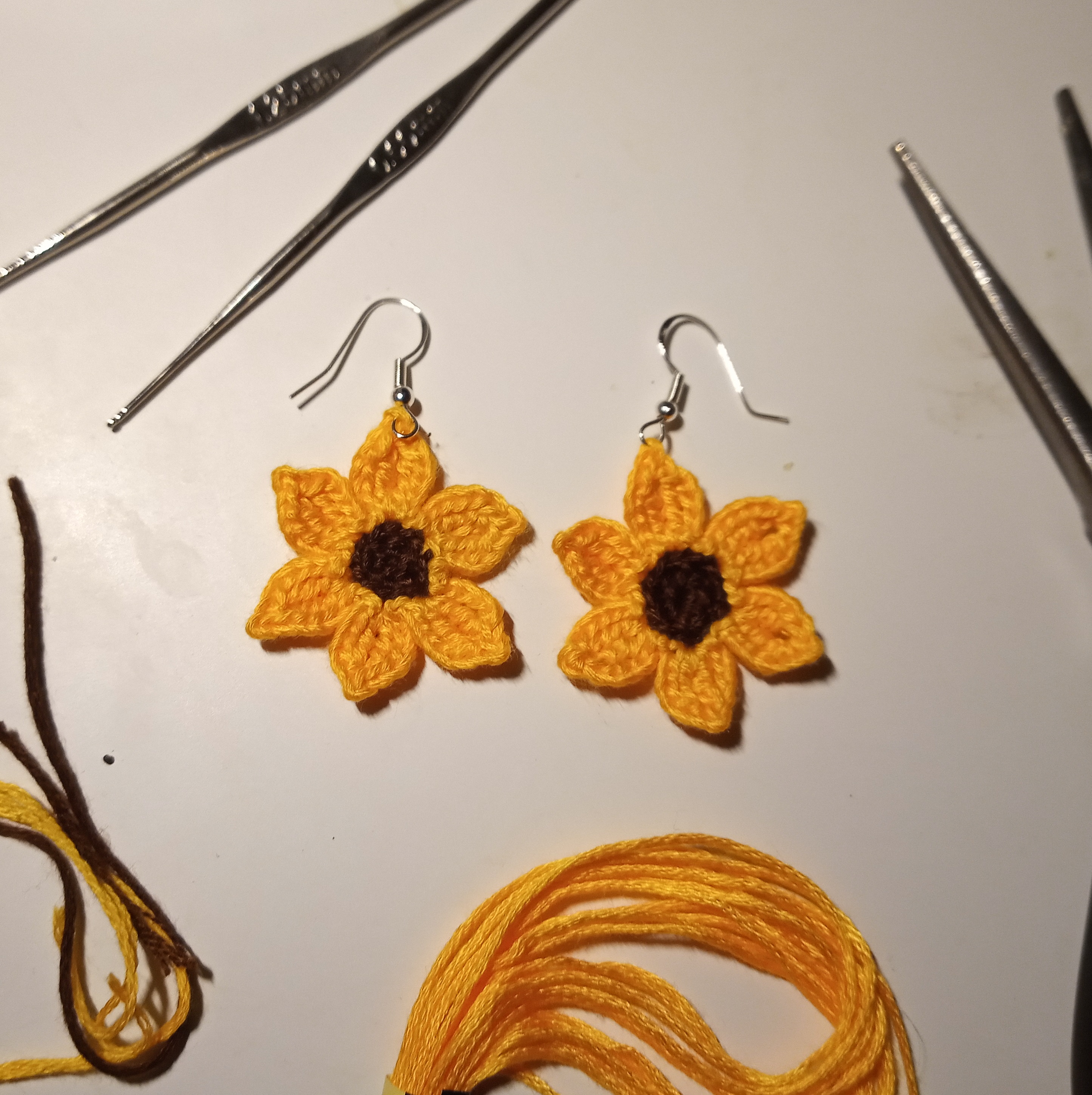 Microcrochet black-eyed Susan earrings